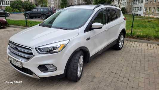 Ford Escape III Рестайлинг