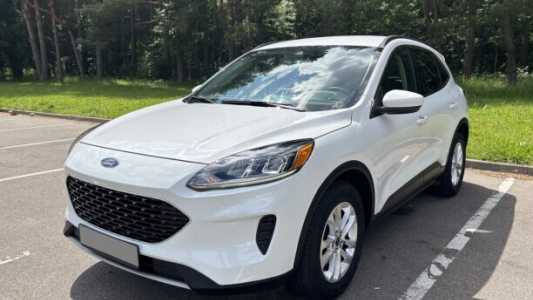 Ford Escape IV, 2020, пробег 170000 км Ford Escape IV, 2020, пробег 170000 км