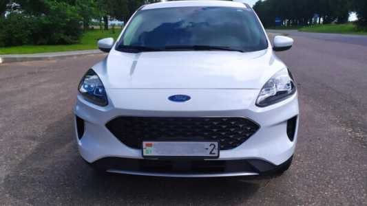 Ford Escape IV, 2020, пробег 32000 км Ford Escape IV, 2020, пробег 32000 км