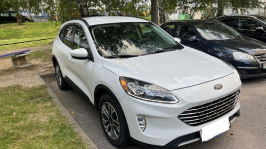 Ford Escape IV, 2021, пробег 35300 км Ford Escape IV, 2021, пробег 35300 км