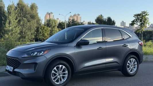 Ford Escape IV, 2021, пробег 42500 км Ford Escape IV, 2021, пробег 42500 км