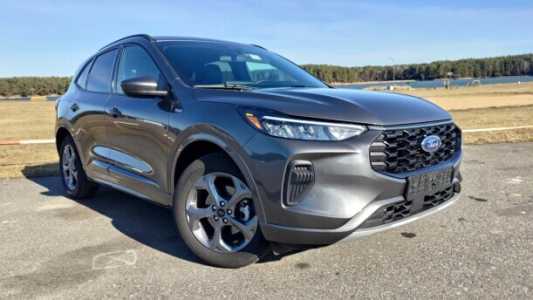 Ford Escape IV  Рестайлинг, 2023, пробег 14000 км