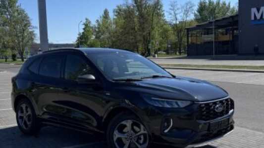 Ford Escape IV Рестайлинг, 2023, пробег 21000 км Ford Escape IV Рестайлинг, 2023, пробег 21000 км