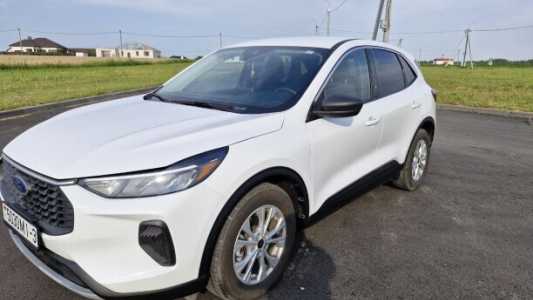 Ford Escape IV  Рестайлинг, 2023, пробег 64064 км
