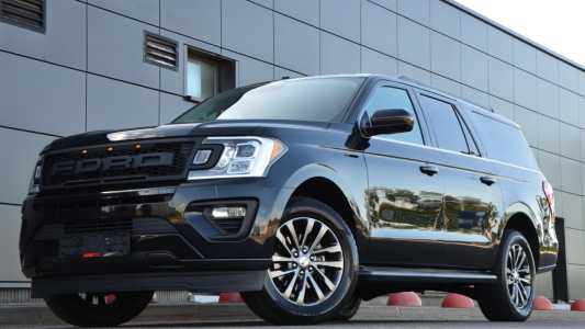 Ford Expedition IV