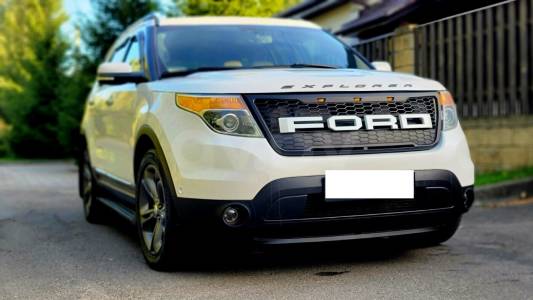 Ford Explorer V