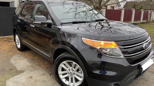 Ford Explorer V