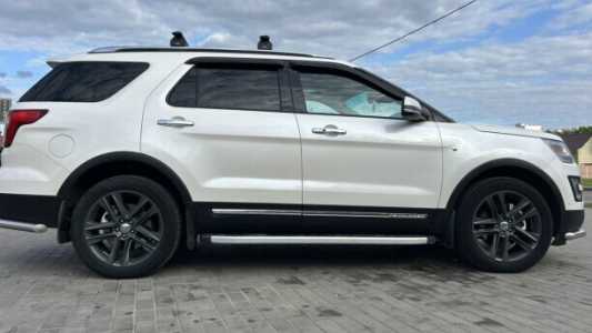 Ford Explorer V Рестайлинг, 2016, пробег 153000 км Ford Explorer V Рестайлинг, 2016, пробег 153000 км