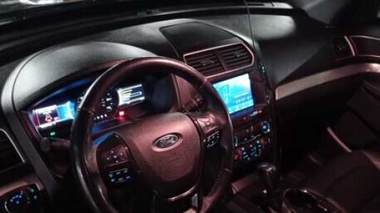 Ford Explorer V Рестайлинг, 2017, пробег 180000 км Ford Explorer V Рестайлинг, 2017, пробег 180000 км