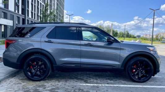 Ford Explorer VI, 2021, пробег 90000 км Ford Explorer VI, 2021, пробег 90000 км