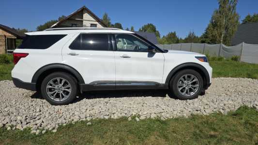 Ford Explorer VI