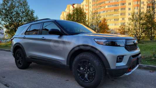 Ford Explorer VI