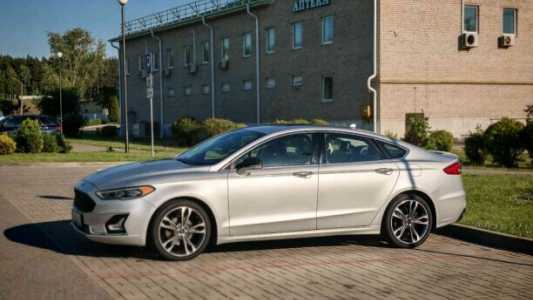 Ford Fusion USA II 2-й рестайлинг, 2018, пробег 150000 км Ford Fusion USA II 2-й рестайлинг, 2018, пробег 150000 км
