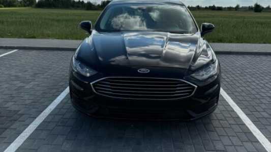 Ford Fusion USA II 2-й рестайлинг, 2019, пробег 82000 км Ford Fusion USA II 2-й рестайлинг, 2019, пробег 82000 км