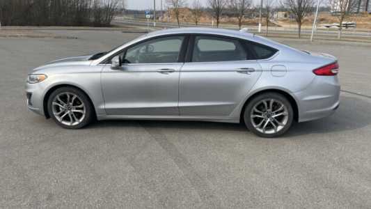 Ford Fusion USA II 2-й рестайлинг, 2020, пробег 110000 км Ford Fusion USA II 2-й рестайлинг, 2020, пробег 110000 км