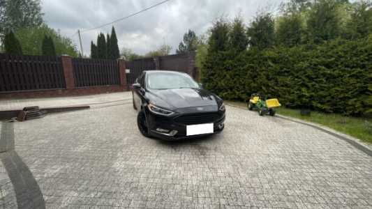 Ford Fusion USA II Рестайлинг, 2016, пробег 235000 км Ford Fusion USA II Рестайлинг, 2016, пробег 235000 км