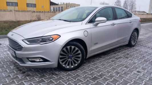 Ford Fusion USA II Рестайлинг, 2017, пробег 129000 км Ford Fusion USA II Рестайлинг, 2017, пробег 129000 км