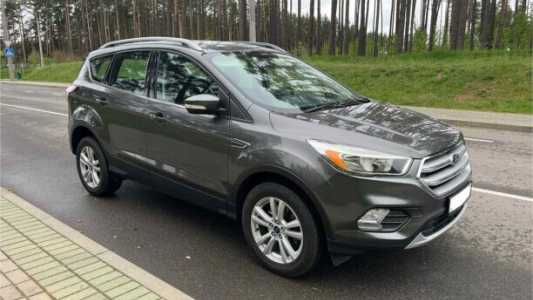 Ford Kuga II Рестайлинг, 2016, пробег 171000 км Ford Kuga II Рестайлинг, 2016, пробег 171000 км