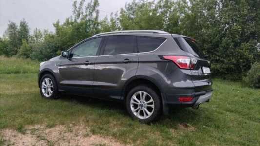 Ford Kuga II Рестайлинг, 2017, пробег 163000 км Ford Kuga II Рестайлинг, 2017, пробег 163000 км