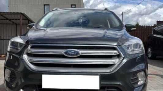 Ford Kuga II Рестайлинг, 2017, пробег 232600 км Ford Kuga II Рестайлинг, 2017, пробег 232600 км