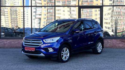 Ford Kuga II Рестайлинг, 2018, пробег 120680 км Ford Kuga II Рестайлинг, 2018, пробег 120680 км