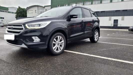 Ford Kuga II Рестайлинг, 2018, пробег 138000 км Ford Kuga II Рестайлинг, 2018, пробег 138000 км
