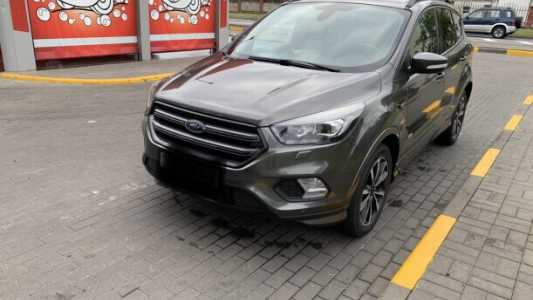 Ford Kuga II Рестайлинг, 2018, пробег 188500 км Ford Kuga II Рестайлинг, 2018, пробег 188500 км