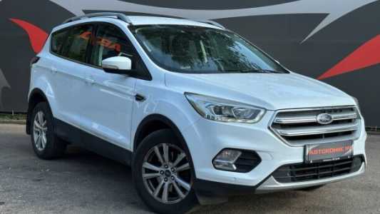 Ford Kuga II  Рестайлинг, 2018, пробег 195000 км