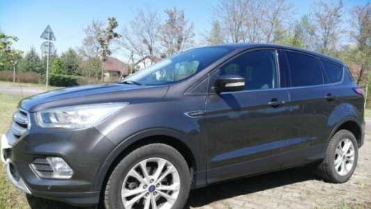 Ford Kuga II Рестайлинг, 2019, пробег 121050 км Ford Kuga II Рестайлинг, 2019, пробег 121050 км