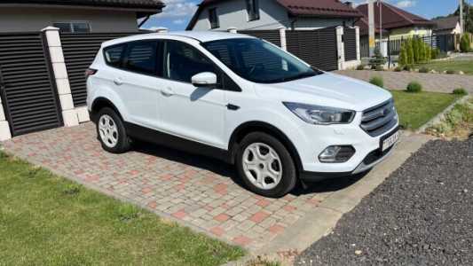 Ford Kuga II Рестайлинг, 2019, пробег 150000 км Ford Kuga II Рестайлинг, 2019, пробег 150000 км