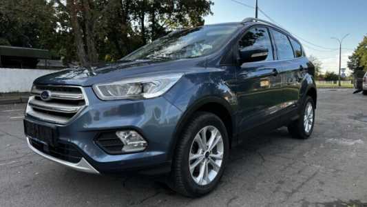 Ford Kuga II Рестайлинг, 2019, пробег 21000 км Ford Kuga II Рестайлинг, 2019, пробег 21000 км