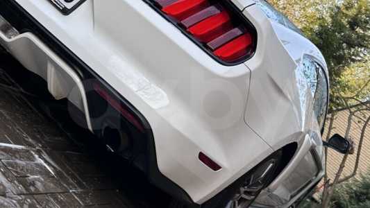 Ford Mustang VI