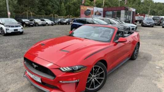 Ford Mustang VI Рестайлинг, 2017, пробег 92000 км Ford Mustang VI Рестайлинг, 2017, пробег 92000 км