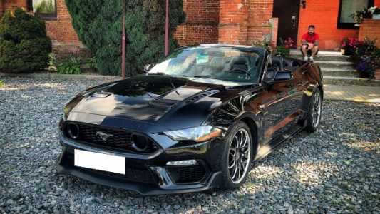 Ford Mustang VI Рестайлинг, 2019, пробег 100000 км Ford Mustang VI Рестайлинг, 2019, пробег 100000 км