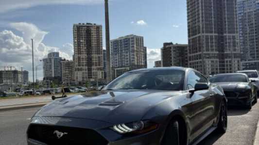Ford Mustang VI  Рестайлинг, 2020, пробег 60000 км