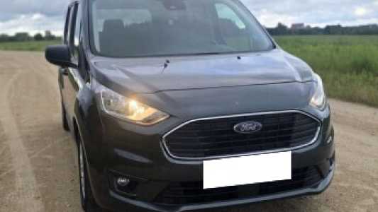 Ford Tourneo Connect II Рестайлинг, 2018, пробег 203000 км Ford Tourneo Connect II Рестайлинг, 2018, пробег 203000 км