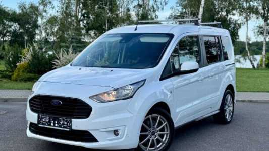 Ford Tourneo Connect II Рестайлинг, 2019, пробег 149000 км Ford Tourneo Connect II Рестайлинг, 2019, пробег 149000 км