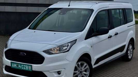 Ford Tourneo Connect II Рестайлинг, 2019, пробег 171000 км Ford Tourneo Connect II Рестайлинг, 2019, пробег 171000 км