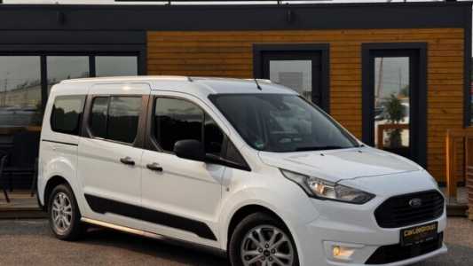 Ford Tourneo Connect II Рестайлинг, 2019, пробег 177256 км Ford Tourneo Connect II Рестайлинг, 2019, пробег 177256 км