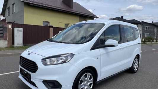 Ford Tourneo Courier I Рестайлинг, 2021, пробег 146700 км Ford Tourneo Courier I Рестайлинг, 2021, пробег 146700 км