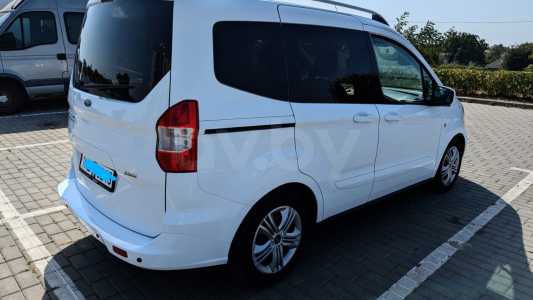 Ford Tourneo Courier I Рестайлинг