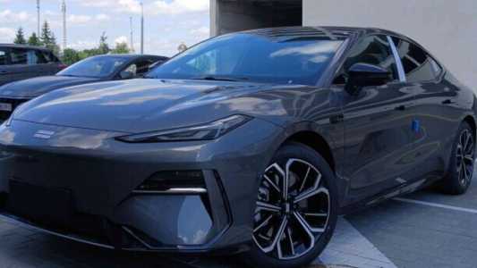 Geely Galaxy E8 , 2025, пробег 16 км
