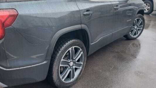 GMC Acadia II Рестайлинг, 2020, пробег 127000 км GMC Acadia II Рестайлинг, 2020, пробег 127000 км
