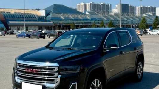 GMC Acadia II Рестайлинг, 2022, пробег 44000 км GMC Acadia II Рестайлинг, 2022, пробег 44000 км