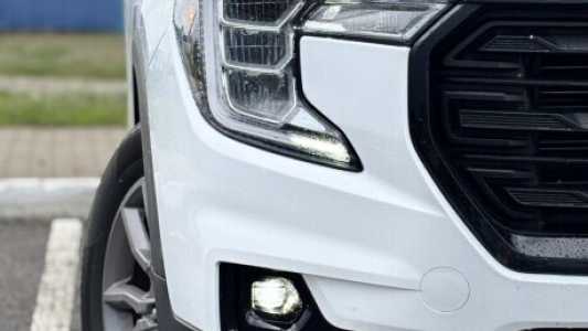 GMC Terrain II Рестайлинг, 2022, пробег 90000 км GMC Terrain II Рестайлинг, 2022, пробег 90000 км