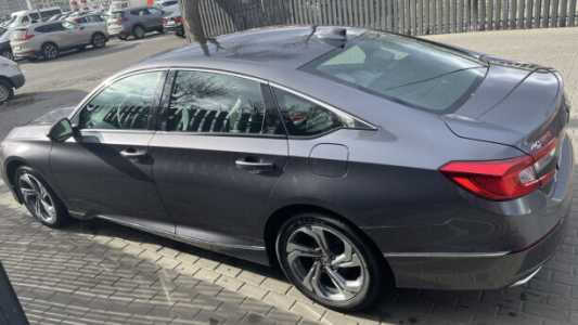 Honda Accord X, 2019, пробег 200000 км