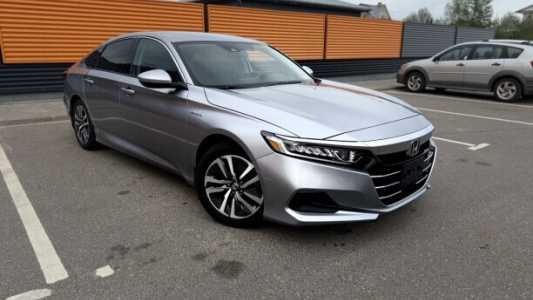 Honda Accord X Рестайлинг, 2021, пробег 110000 км Honda Accord X Рестайлинг, 2021, пробег 110000 км