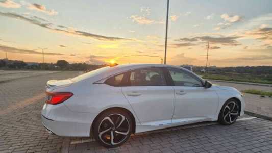 Honda Accord X  Рестайлинг, 2021, пробег 66000 км