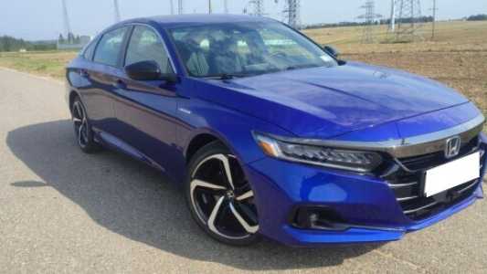 Honda Accord X Рестайлинг, 2022, пробег 30000 км Honda Accord X Рестайлинг, 2022, пробег 30000 км