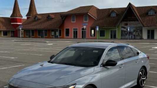 Honda Accord X  Рестайлинг, 2022, пробег 77000 км